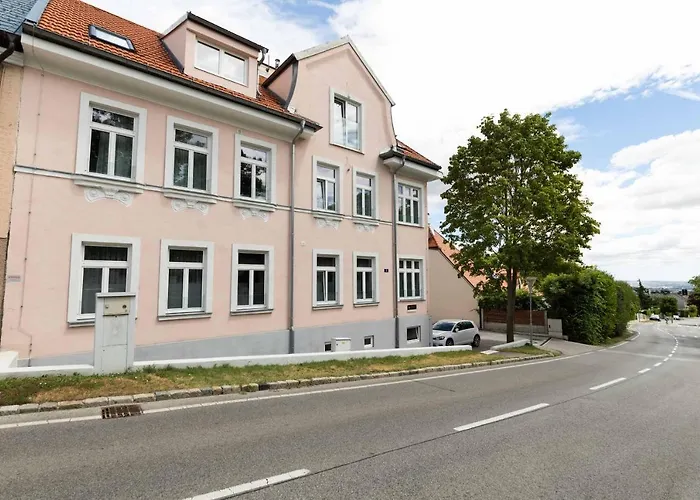 Triangle Apartments