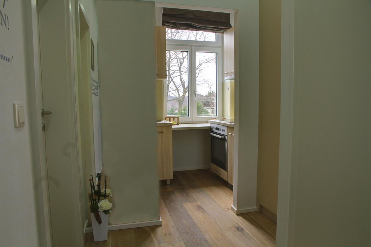 Triangle Apartment *